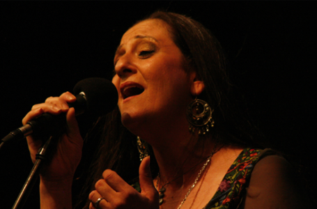 ريم تلحمي ممثلة ومغنية فلسطينية